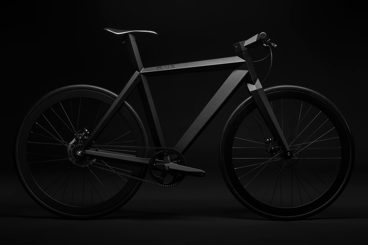 black carbon bike